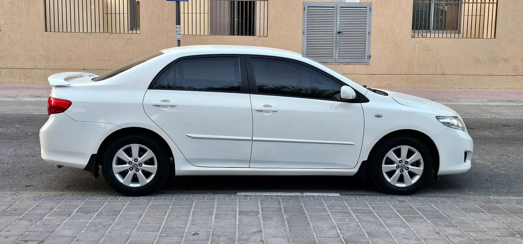 Toyota Corolla 1.6 AT (124 hp) - 5