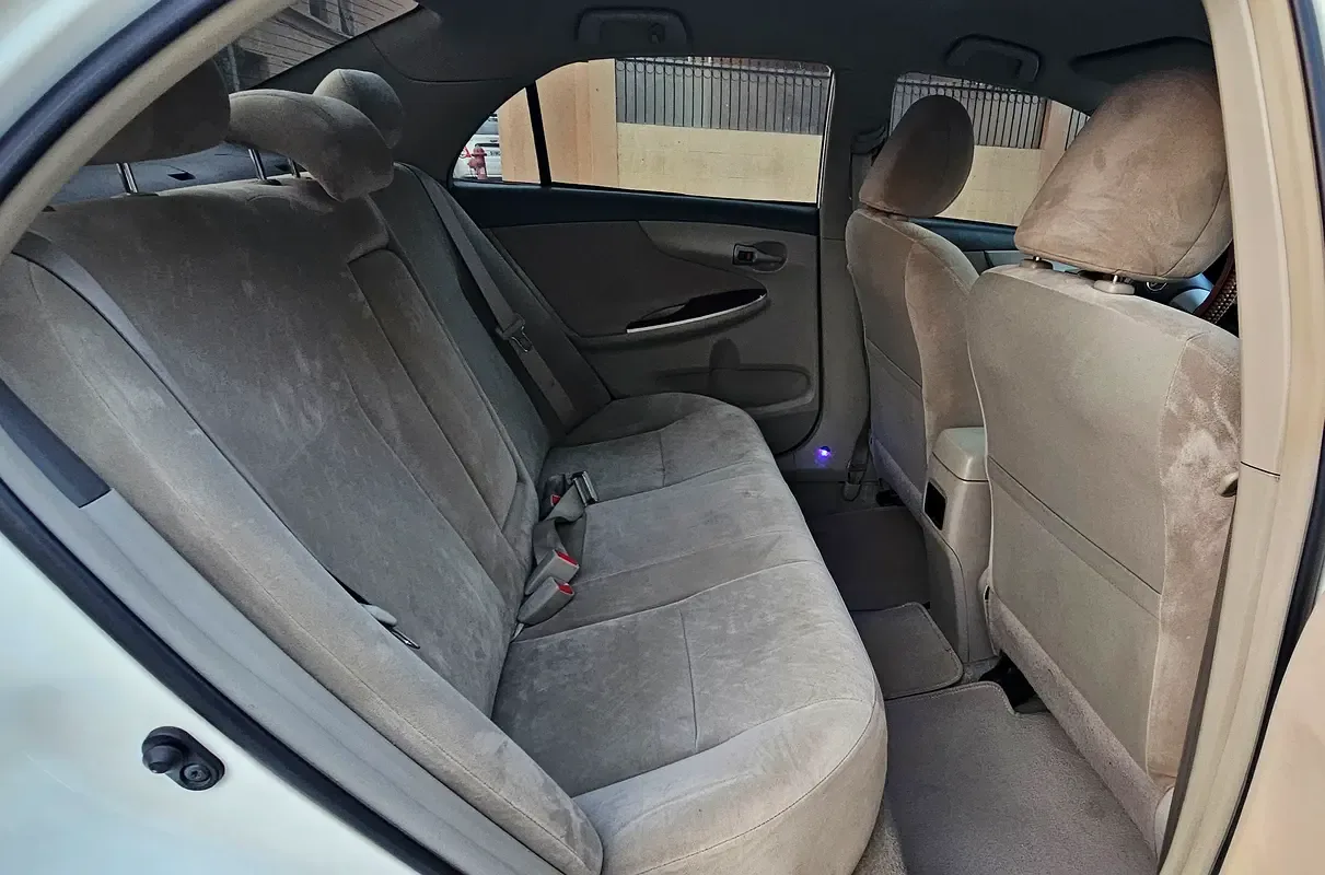 Toyota Corolla 1.6 AT (124 hp) - 11