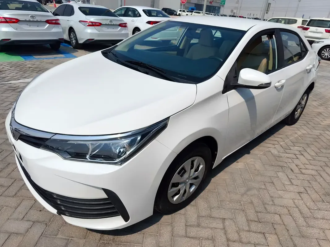Toyota Corolla 1.6 CVT (132 hp)