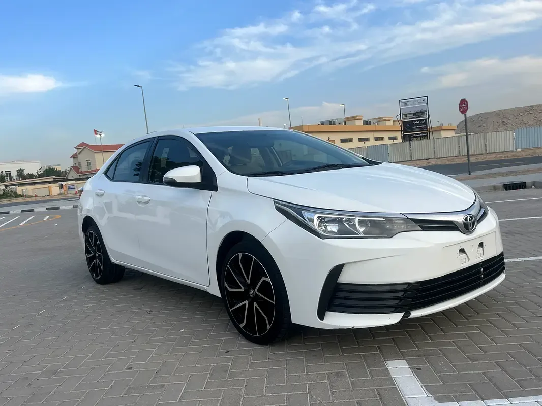 Toyota Corolla 1.6 CVT (132 hp) - 2