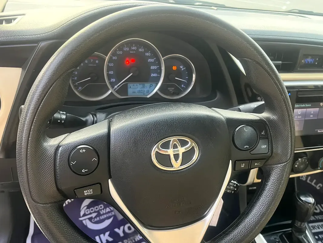 Toyota Corolla 1.6 CVT (132 hp) - 14