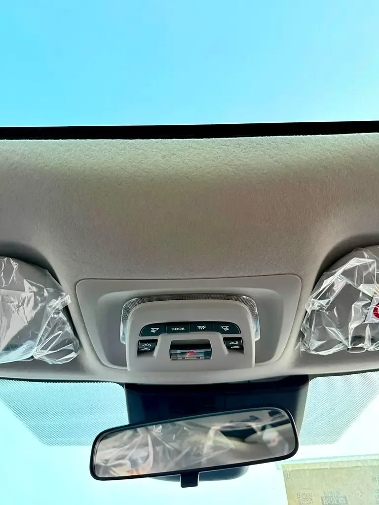 Toyota Corolla 1.8 CVT (137 حصان) - 18