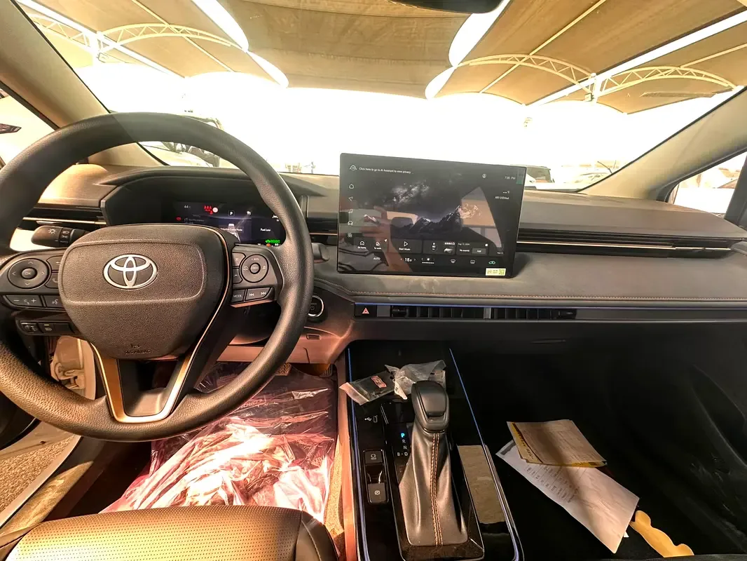 Toyota Corolla 1.8 CVT (137 حصان) - 3