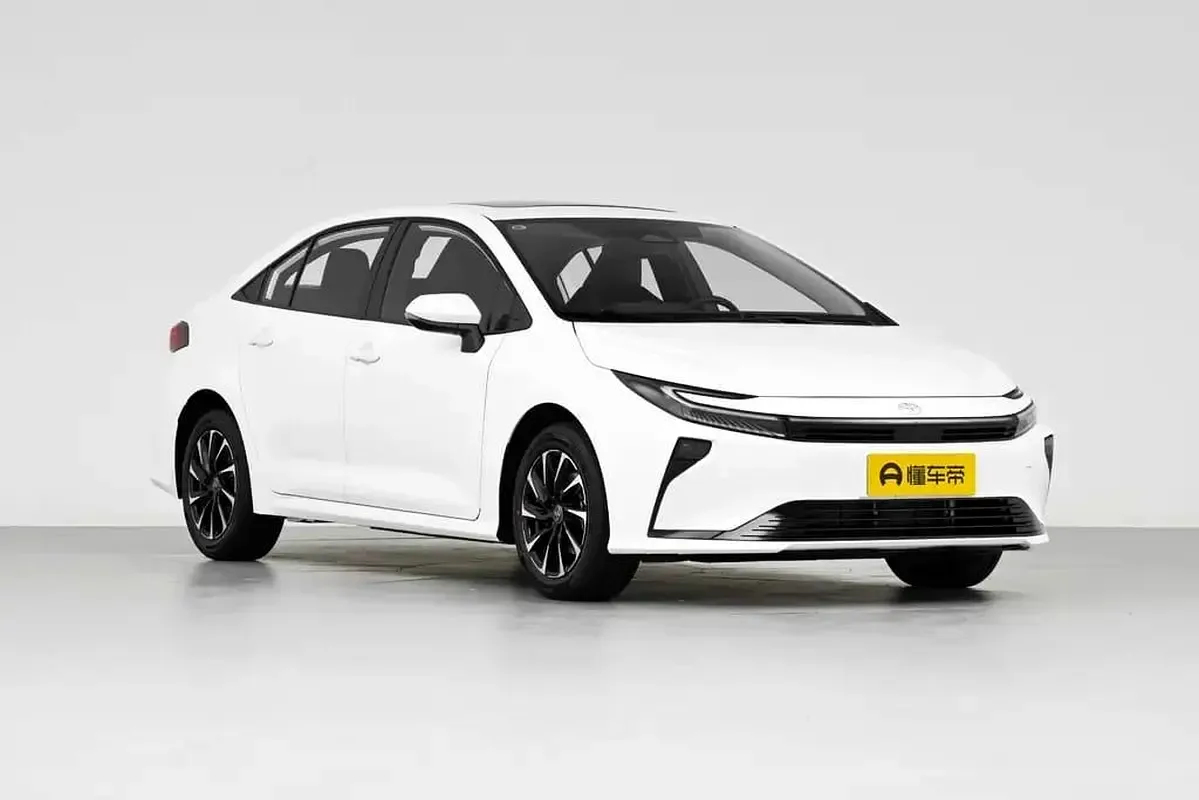 Toyota Corolla 1.8 CVT (137 حصان) - 3