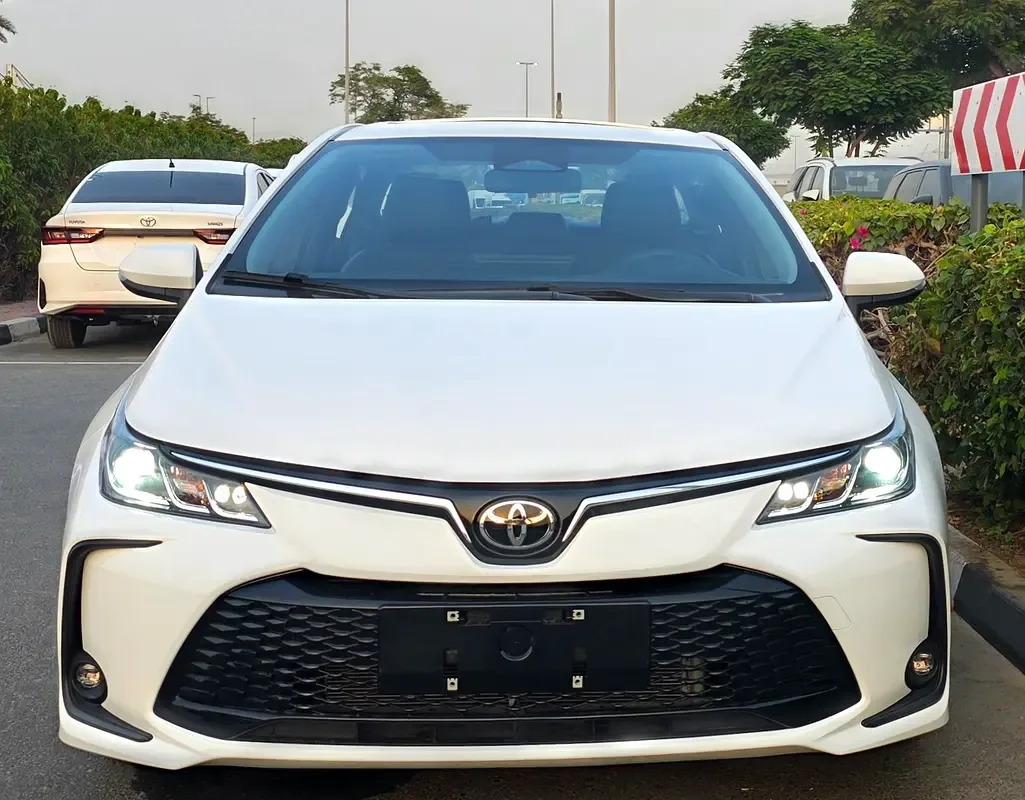 Toyota Corolla 1.8 CVT (140 hp) - 2