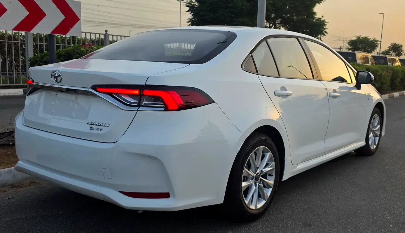 Toyota Corolla 1.8 CVT (140 hp) - 4