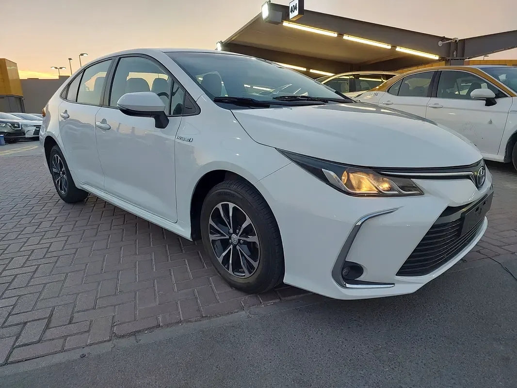 Toyota Corolla 1.8 CVT (98 hp)