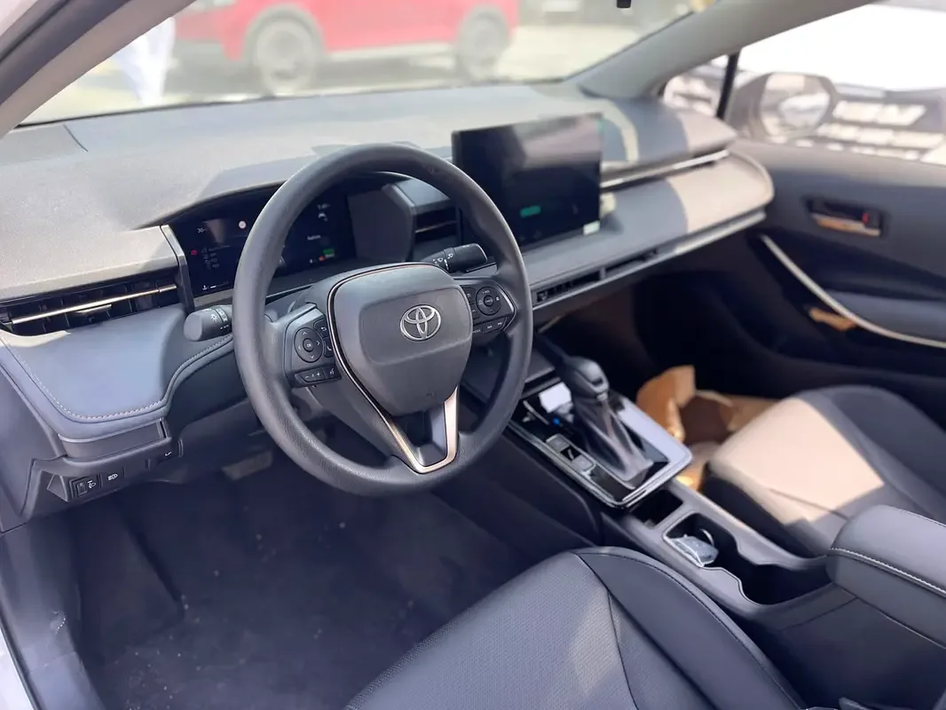 Toyota Corolla 2.0 CVT (171 hp) - 13