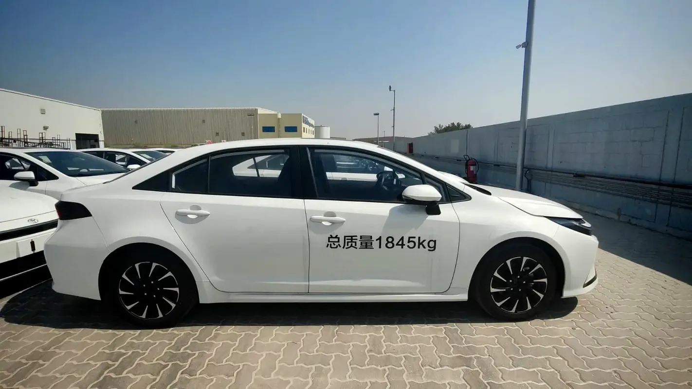Toyota Corolla 2.0 CVT (171 hp) - 2