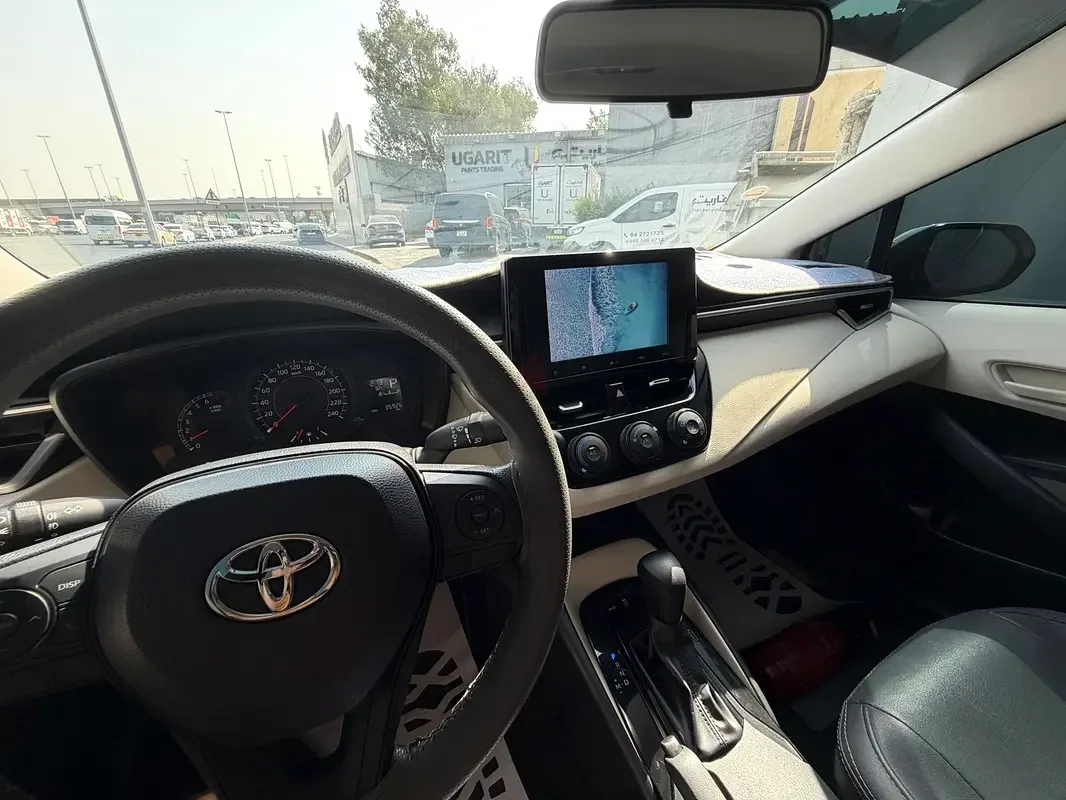 Toyota Corolla 2.0 CVT (171 حصان) - 9