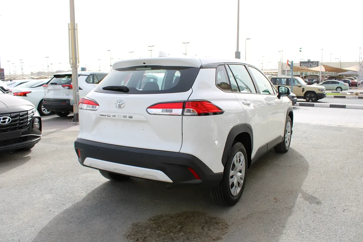 Toyota Corolla Cross 2.0 CVT AWD (243 حصان) - 6