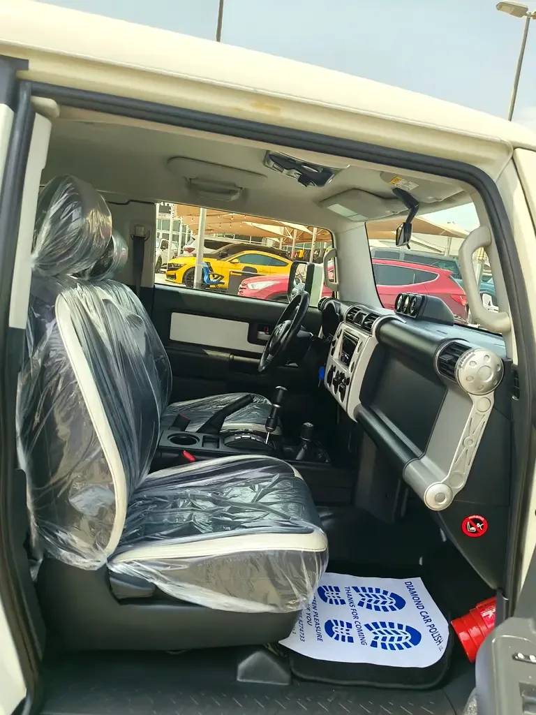 Toyota FJ Cruiser 4.0 AT (264 حصان) - 20