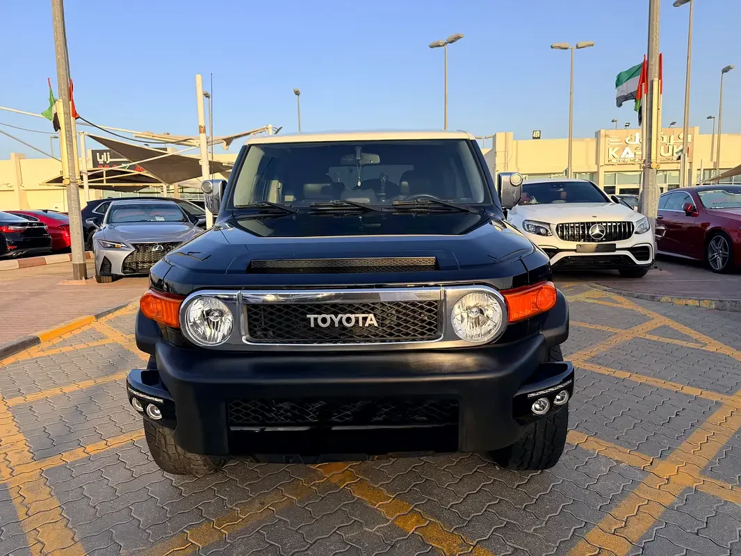 Toyota FJ Cruiser 4.0 AT (264 حصان) - 3