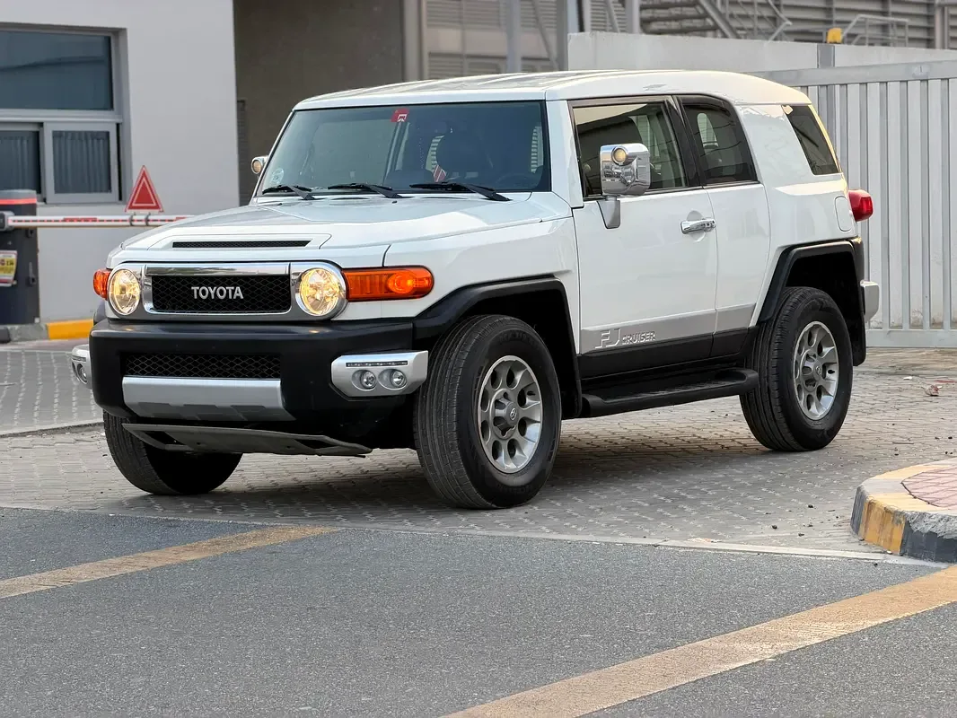 Toyota FJ Cruiser 4.0 AT (264 حصان) - 5