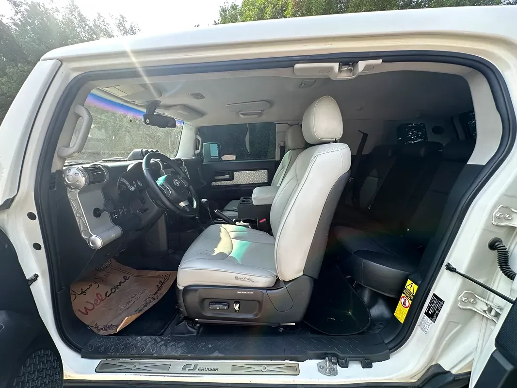 Toyota FJ Cruiser 4.0 AT (264 hp) - 7