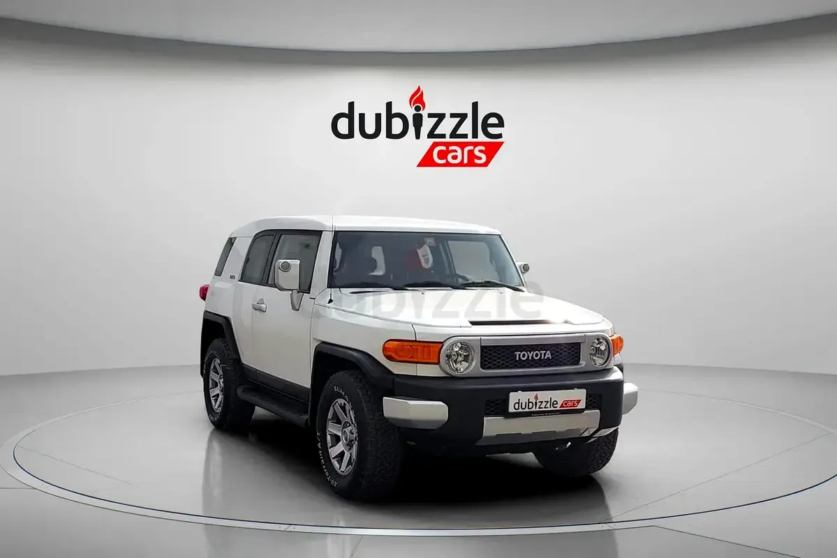 Toyota FJ Cruiser 4.0 AT (264 hp)