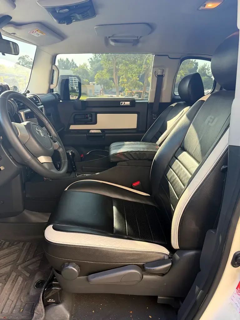 Toyota FJ Cruiser 4.0 AT (264 hp) - 5
