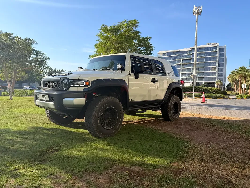 Toyota FJ Cruiser 4.0 AT (264 hp) - 9