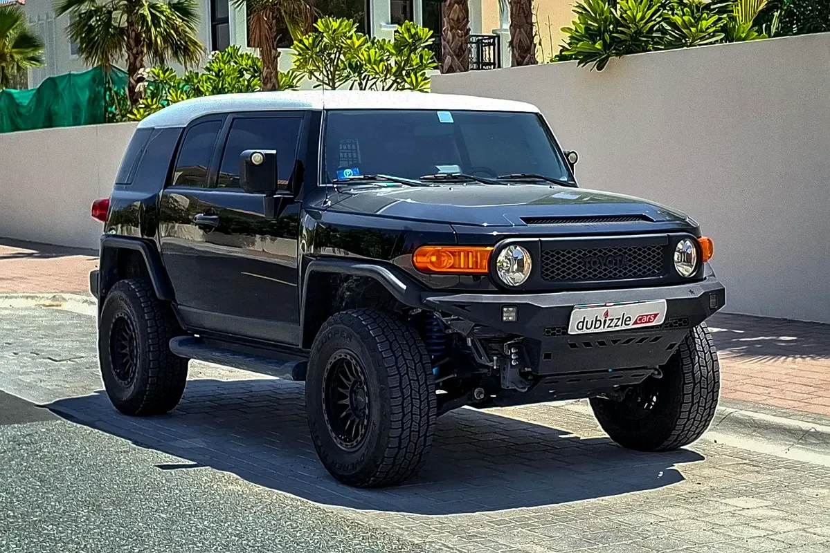 Toyota FJ Cruiser 4.0 AT (264 hp)