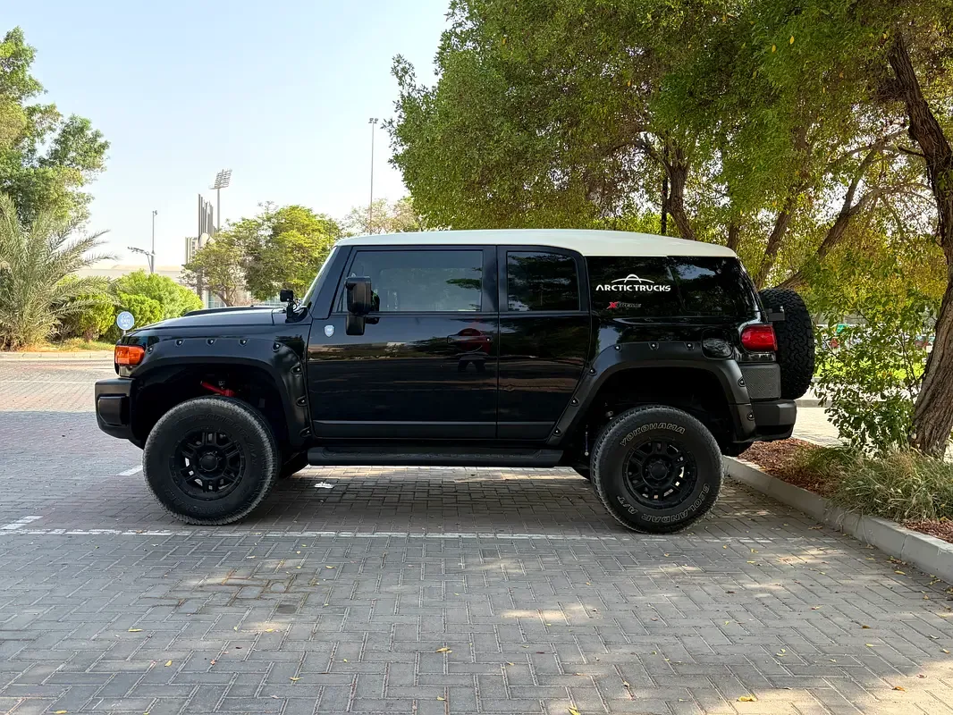 Toyota FJ Cruiser 4.0 AT (264 حصان) - 3