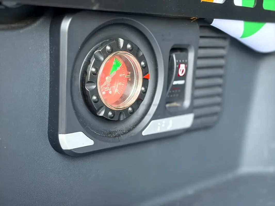 Toyota FJ Cruiser 4.0 AT (264 حصان) - 10