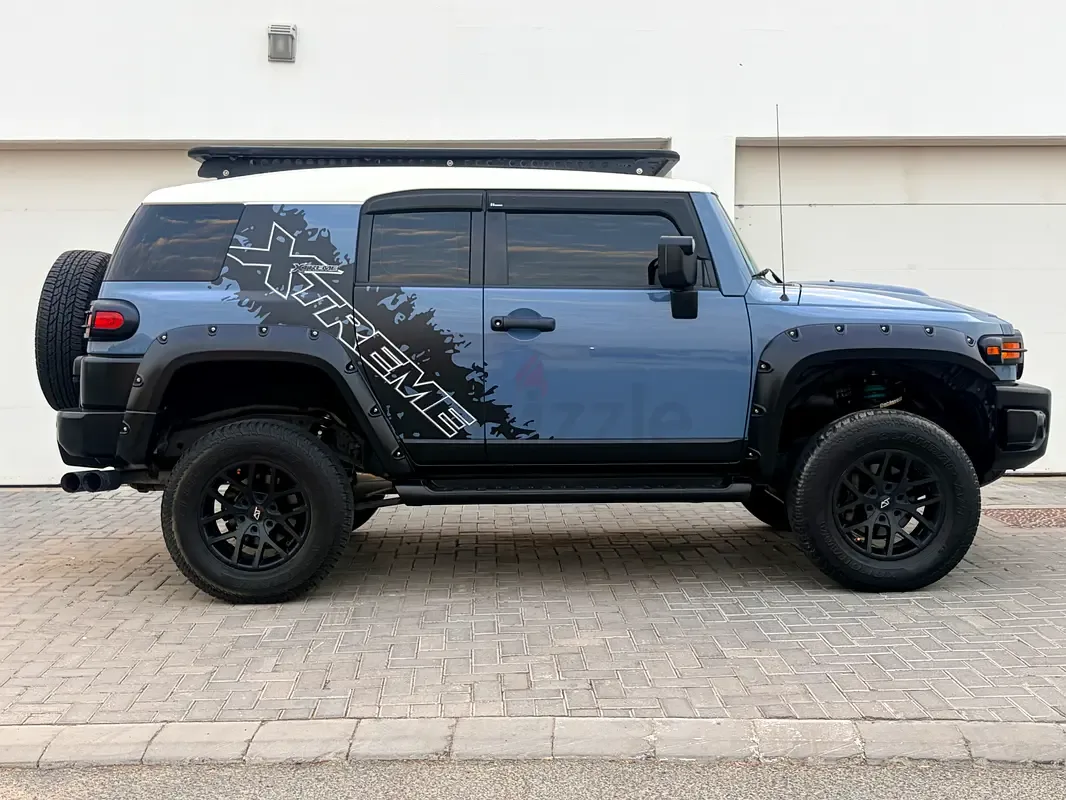 Toyota FJ Cruiser 4.0 AT (264 hp) - 4