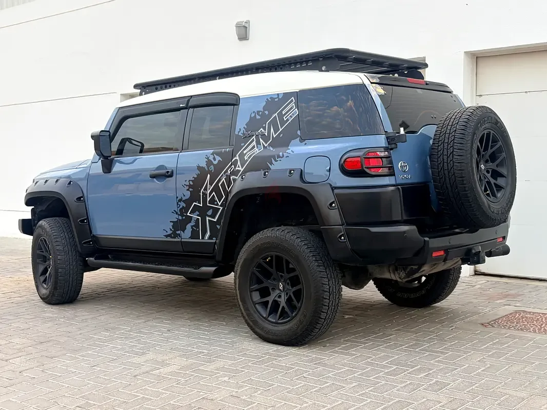 Toyota FJ Cruiser 4.0 AT (264 hp) - 7