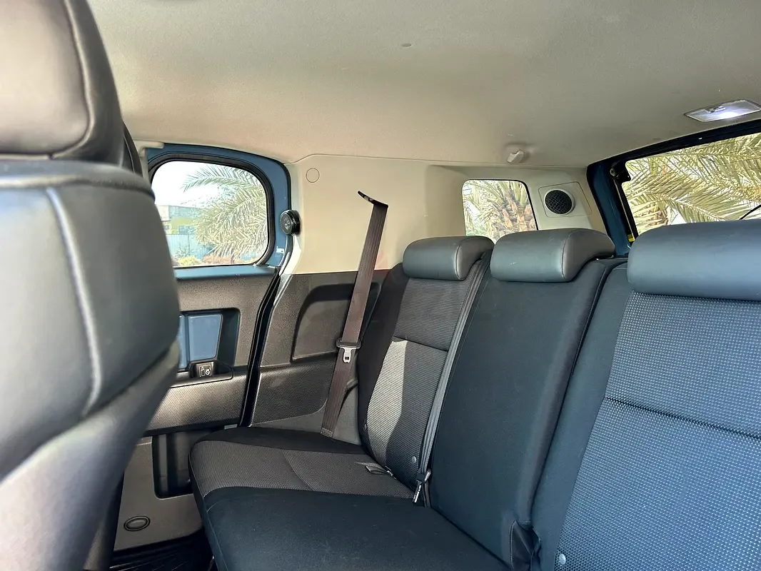 Toyota FJ Cruiser 4.0 AT (264 hp) - 11