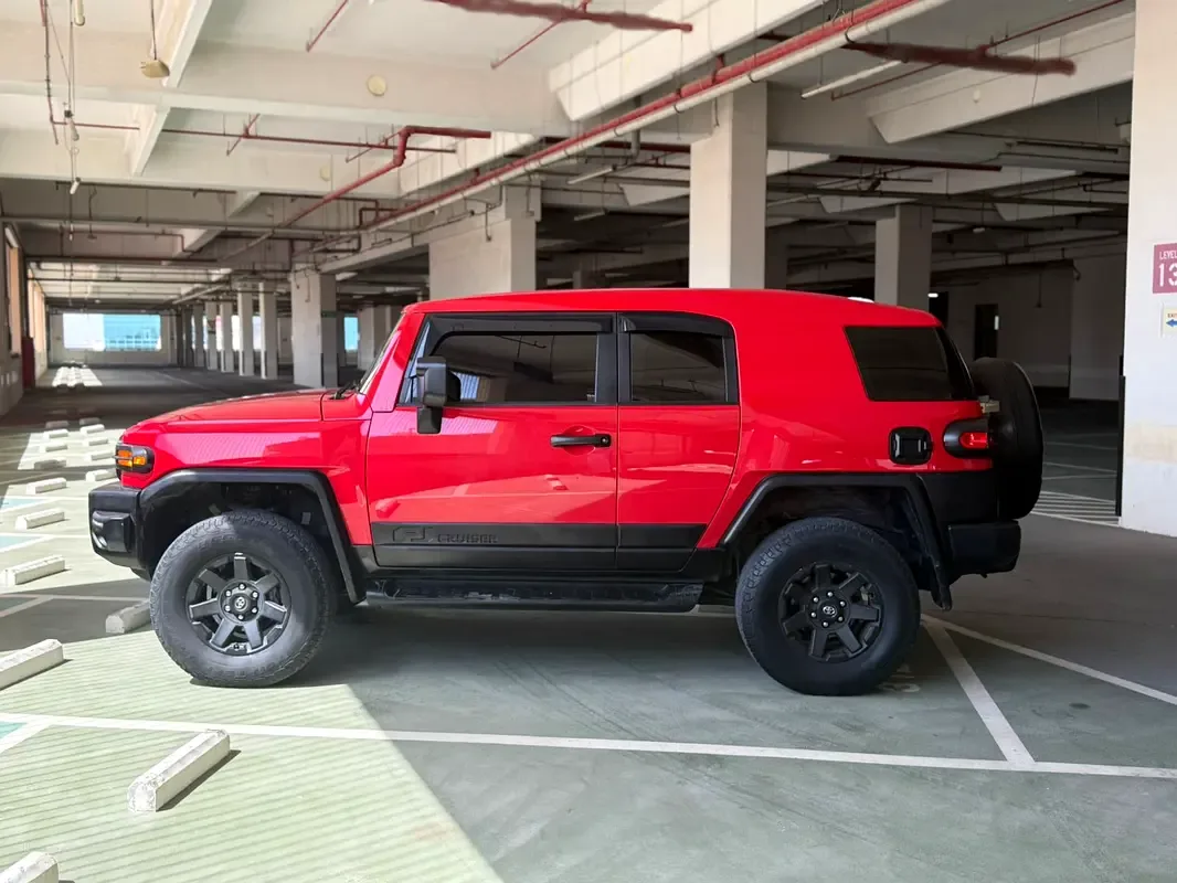 Toyota FJ Cruiser 4.0 AT (264 hp) - 5
