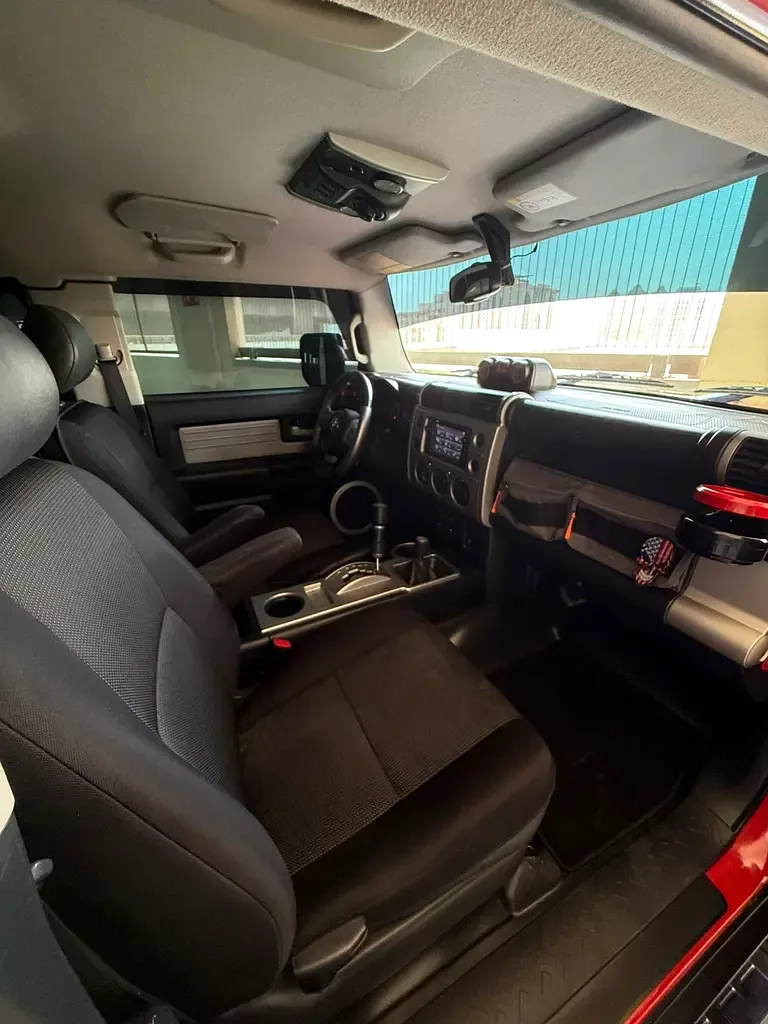 Toyota FJ Cruiser 4.0 AT (264 hp) - 13
