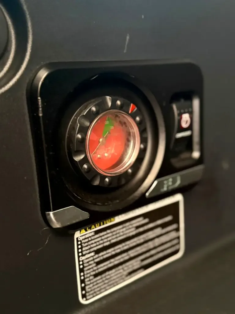 Toyota FJ Cruiser 4.0 AT (264 hp) - 11