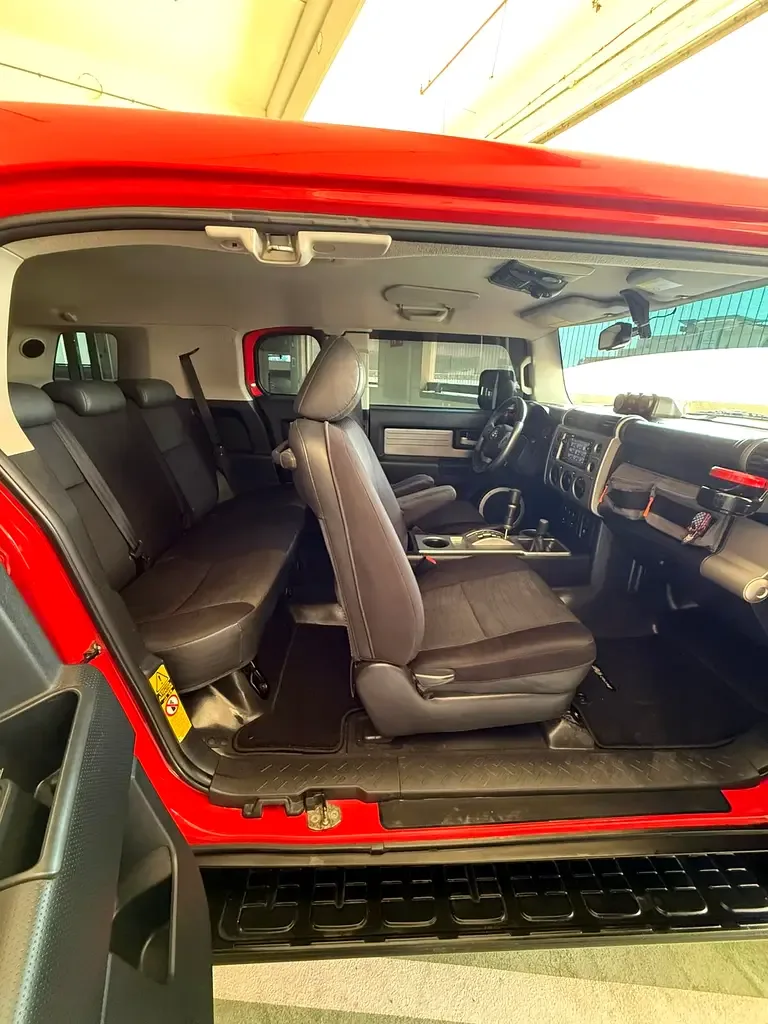 Toyota FJ Cruiser 4.0 AT (264 hp) - 17