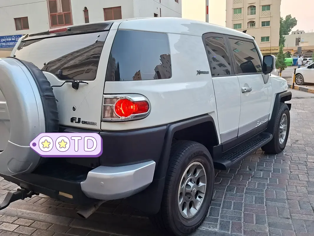 Toyota FJ Cruiser 4.0 AT (264 hp) - 7