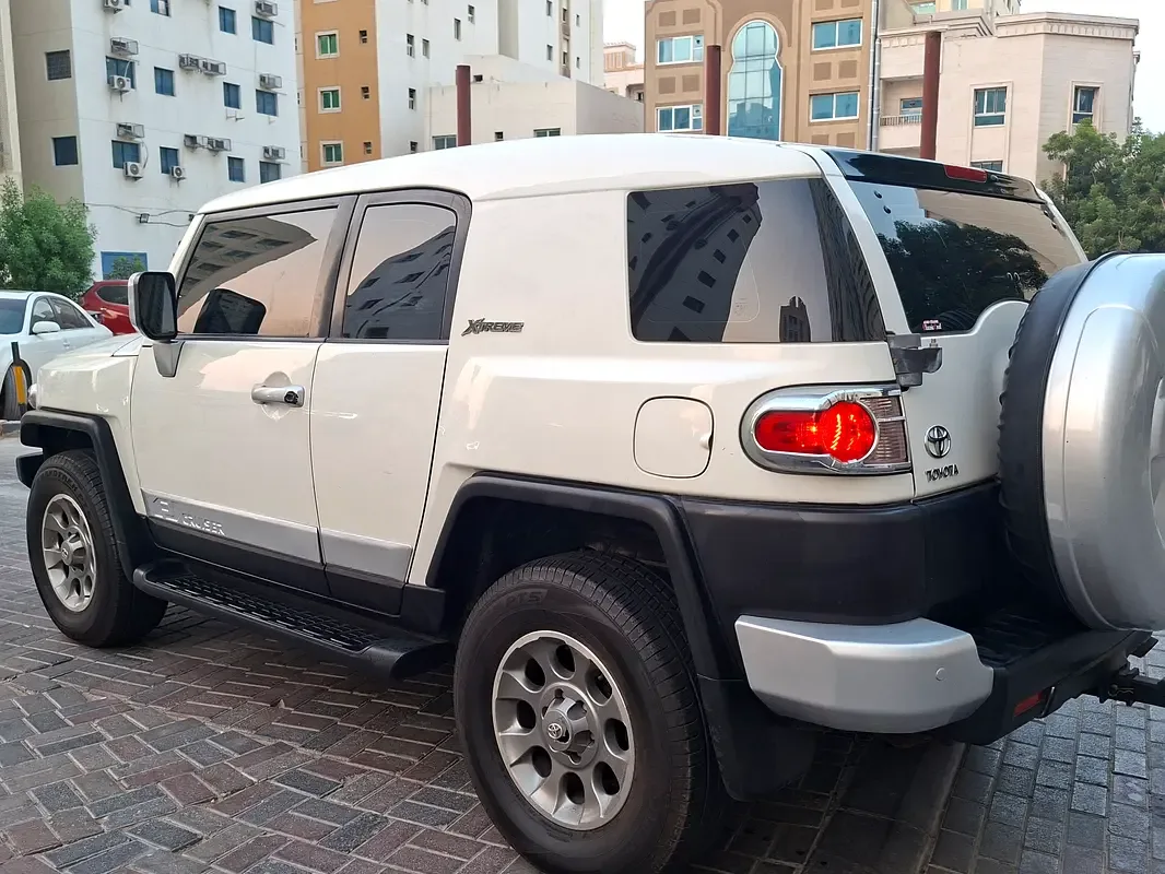 Toyota FJ Cruiser 4.0 AT (264 hp) - 8