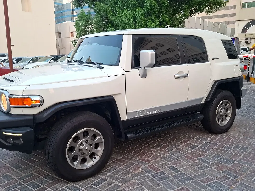 Toyota FJ Cruiser 4.0 AT (264 hp) - 12