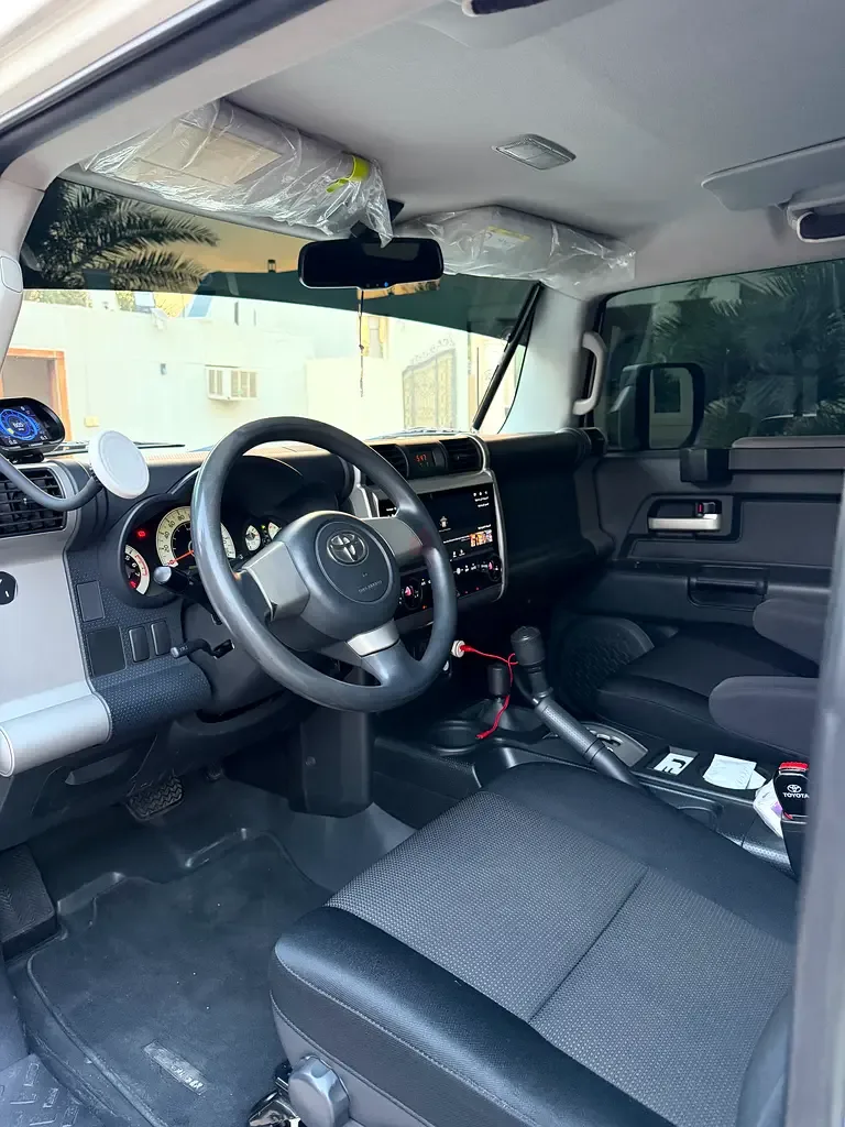 Toyota FJ Cruiser 4.0 AT (264 hp) - 4