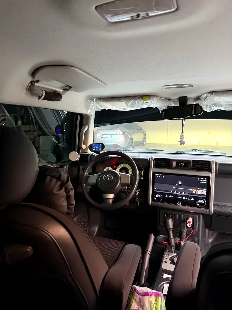 Toyota FJ Cruiser 4.0 AT (264 hp) - 6