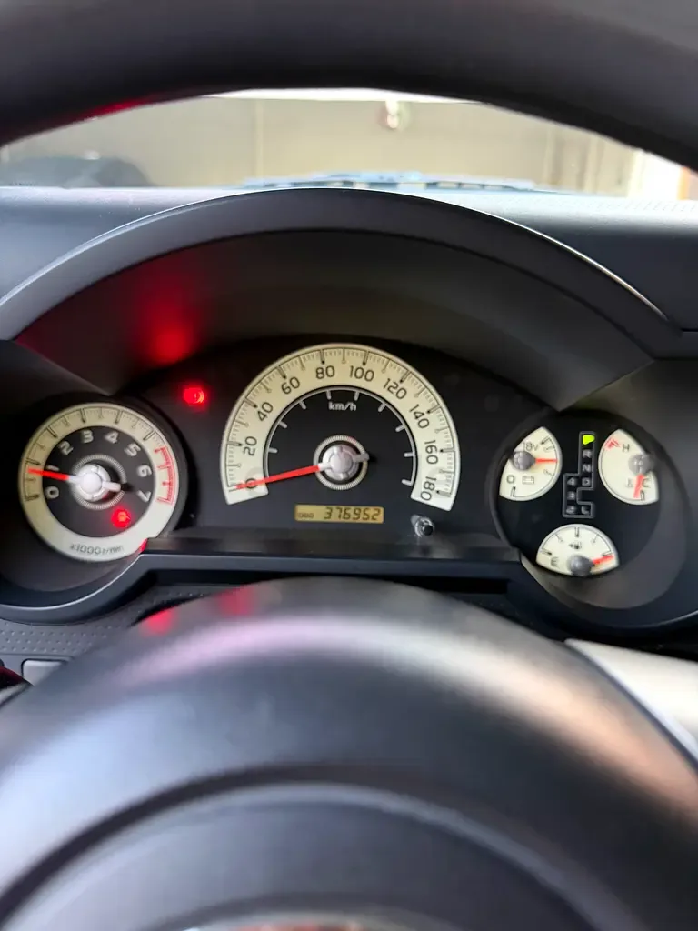 Toyota FJ Cruiser 4.0 AT (264 hp) - 9