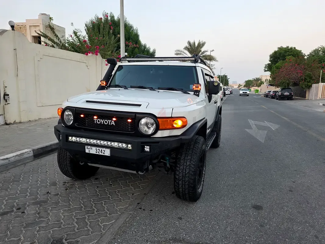 Toyota FJ Cruiser 4.0 AT (264 حصان) - 5