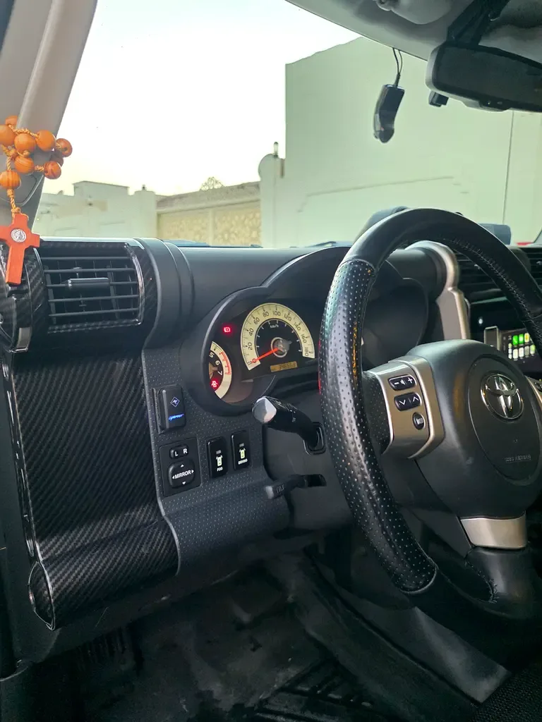 Toyota FJ Cruiser 4.0 AT (264 حصان) - 14