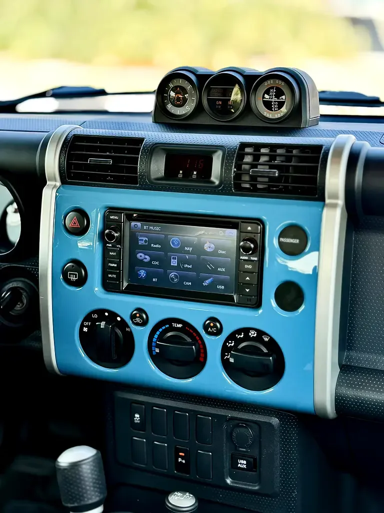 Toyota FJ Cruiser 4.0 AT (264 حصان) - 16