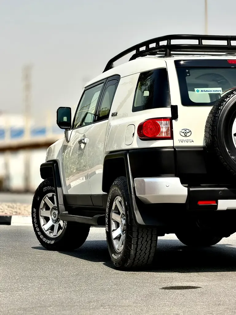 Toyota FJ Cruiser 4.0 AT (264 hp) - 5