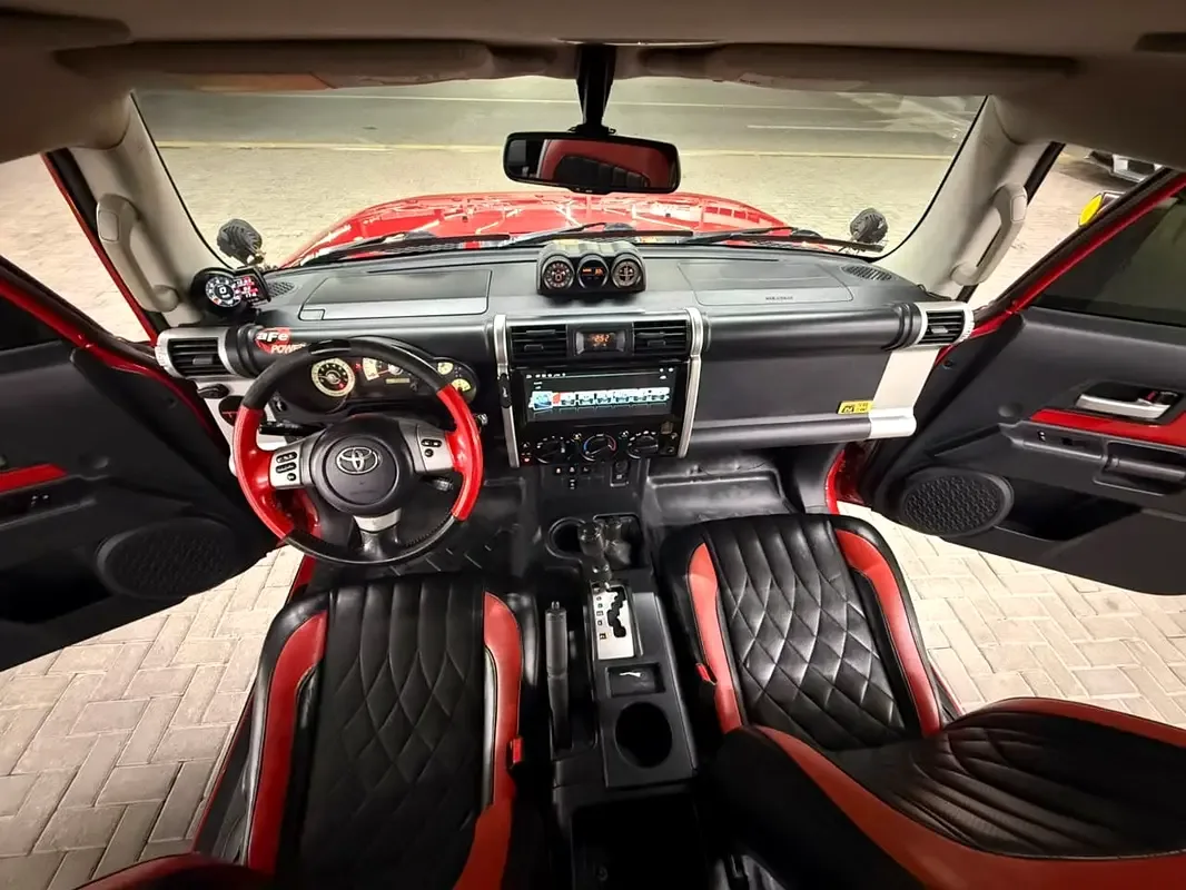 Toyota FJ Cruiser 4.0 AT 4WD (264 hp) - 6