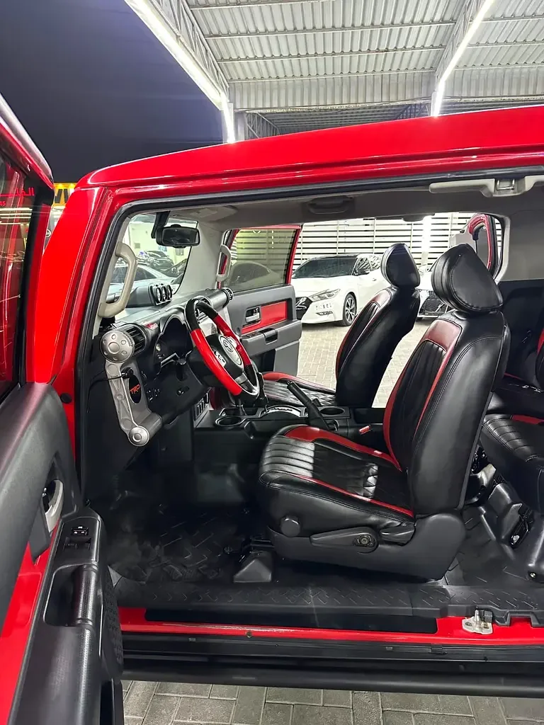 Toyota FJ Cruiser 4.0 AT 4WD (264 hp) - 13