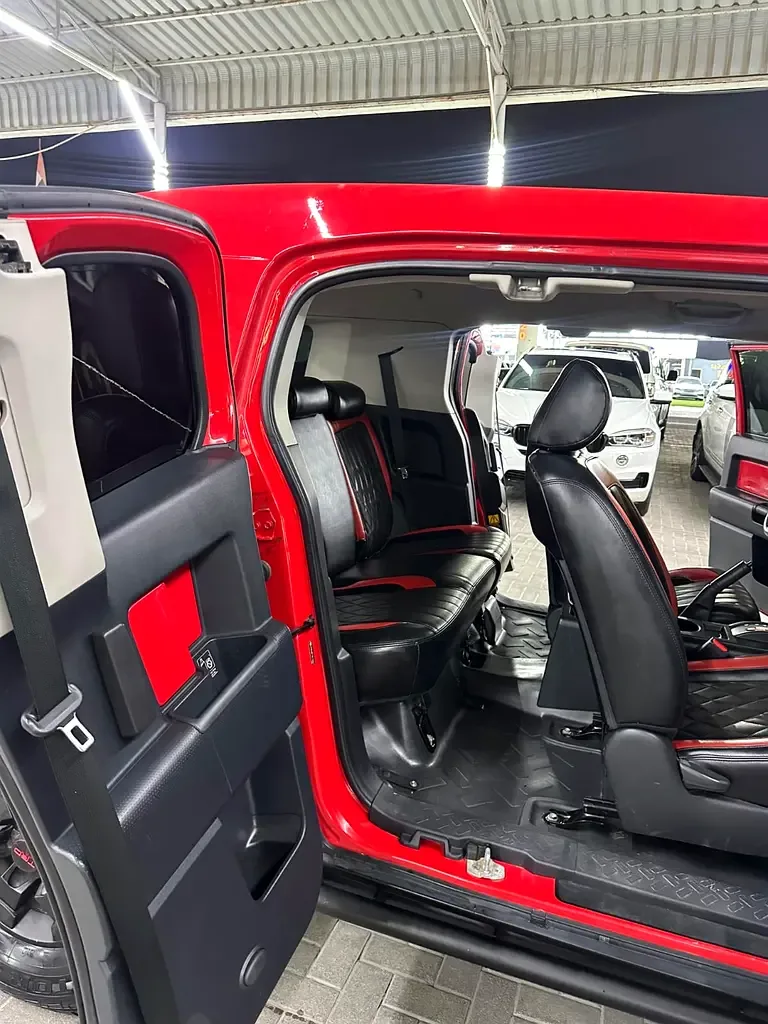 Toyota FJ Cruiser 4.0 AT 4WD (264 hp) - 15