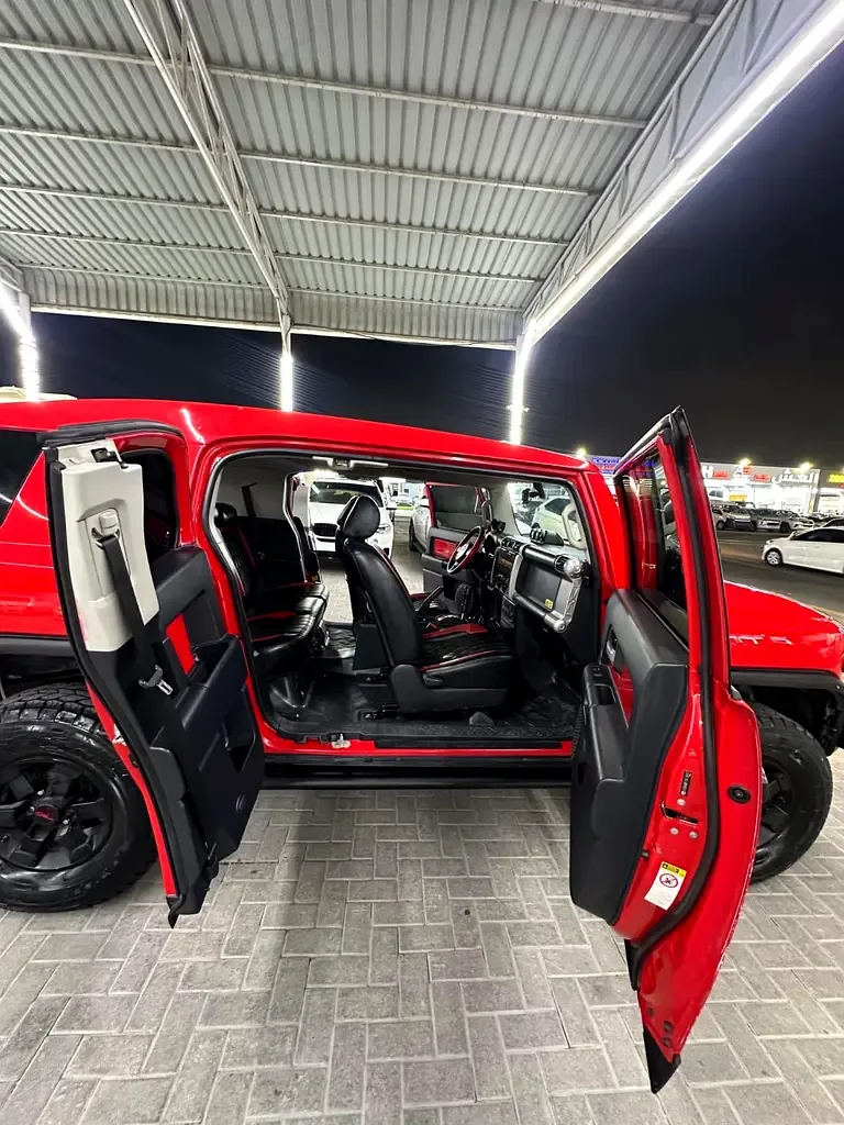 Toyota FJ Cruiser 4.0 AT 4WD (264 hp) - 19