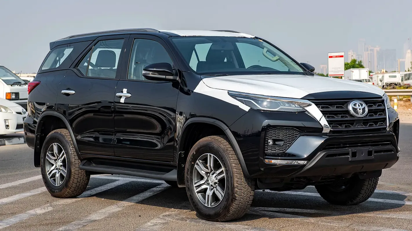 Toyota Fortuner 2.4 AT (150 حصان) - 2