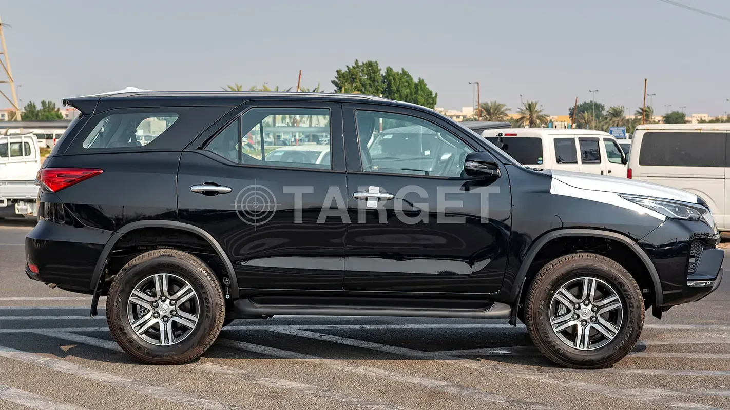 Toyota Fortuner 2.4 AT (150 حصان) - 7
