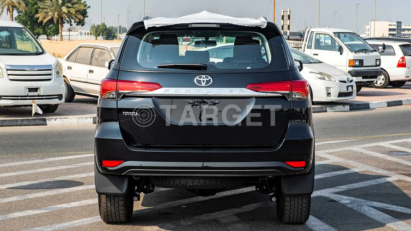 Toyota Fortuner 2.4 AT (150 حصان) - 8