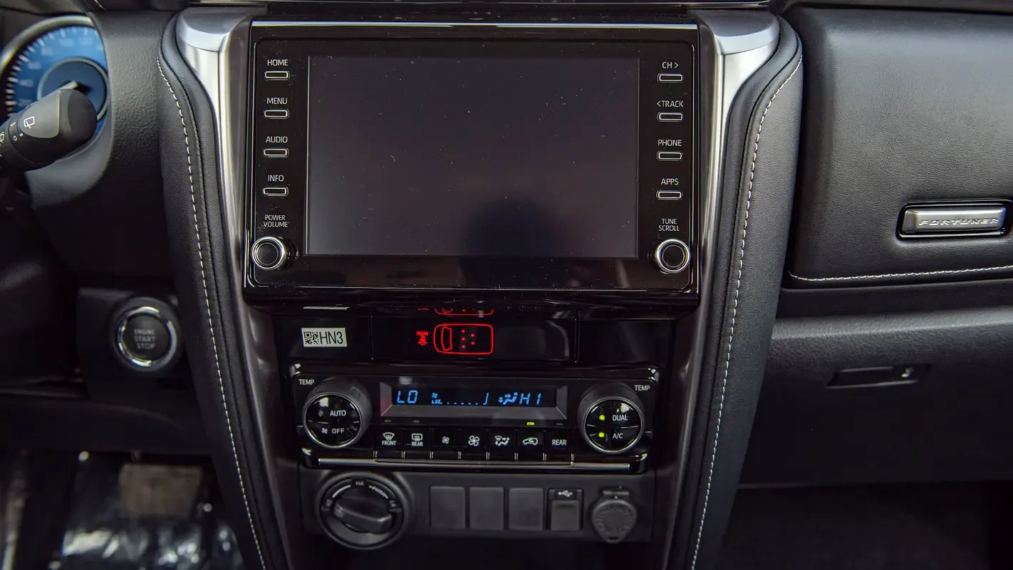 Toyota Fortuner 2.4 AT (150 حصان) - 13